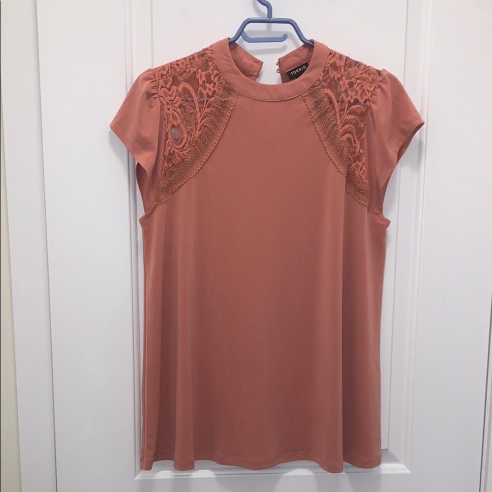 NWOT Torrid Pink Blouse 00